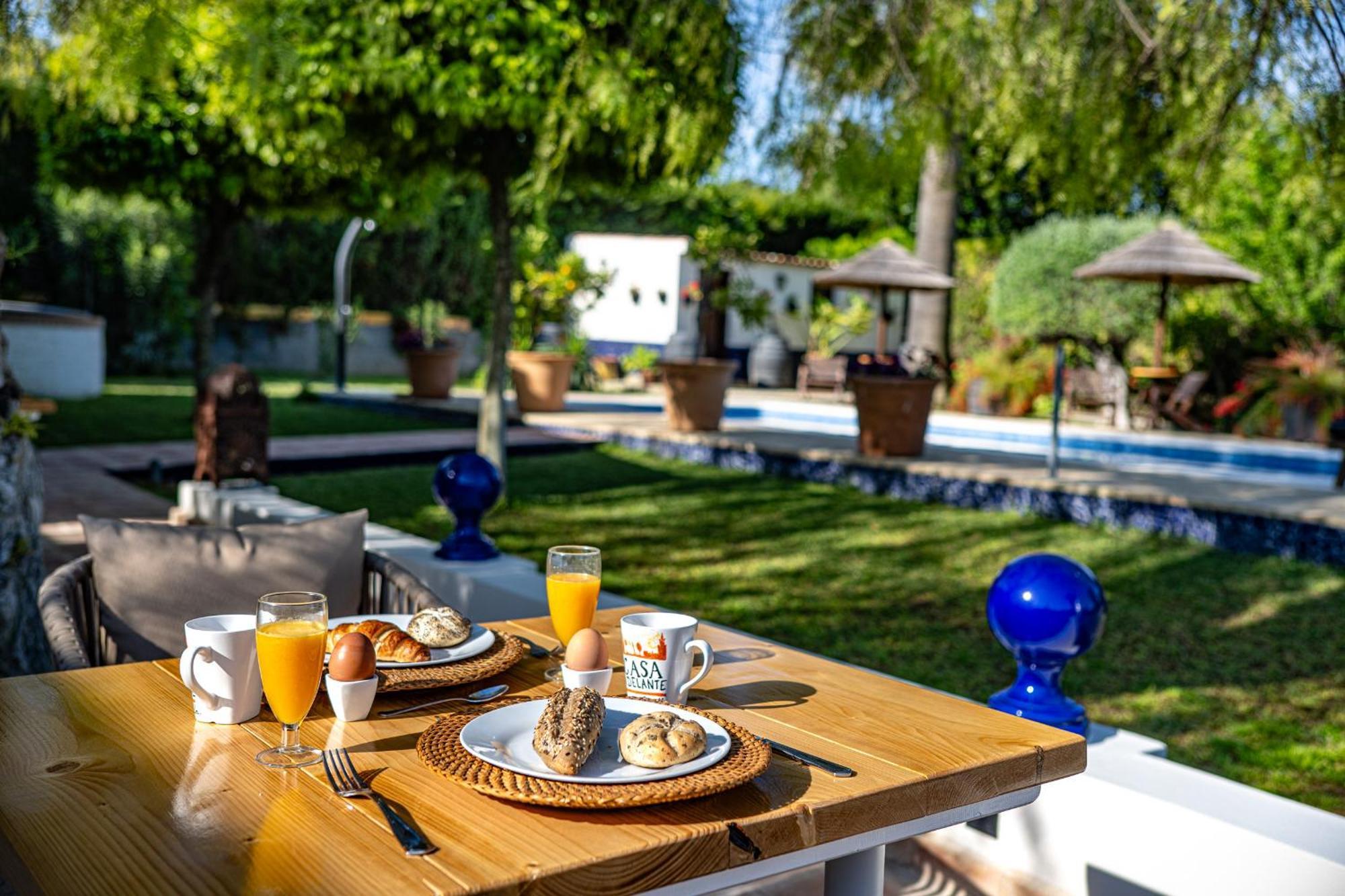 B&B Casa Adelante Sevilla Espartinas Eksteriør billede